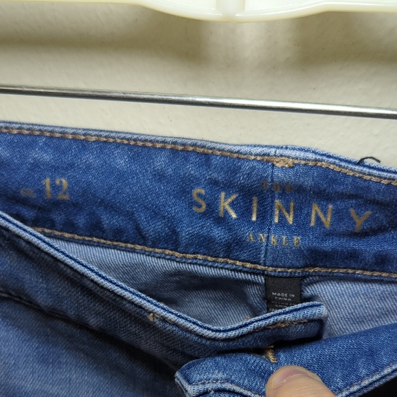 White House Black Market Skinny Jeans Ankle Zip Mid-Rise Stretch Women's Size 12 - Picture 3 of 8